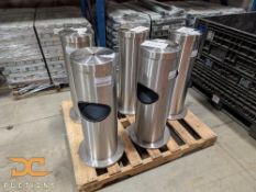 (5) Global Industrial | Wipe Dispenser and Disposal Bin