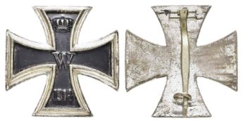 Preußen, Eisernes Kreuz 1914, 1. Klasse, gewölbte Form, magnetisch, OEK 1908, Zustand 2-3.