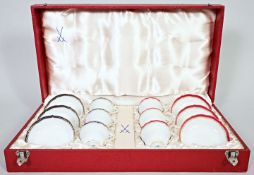 Satz Mokkatassen in Kassette/ box with mocha cups