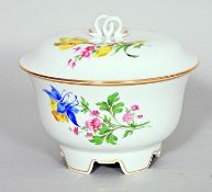 Keksdose Meissen/ lidded bowl