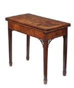 A GEORGE III MAHOGANY AND CROSSBANDED TEA TABLE, CIRCA 1785