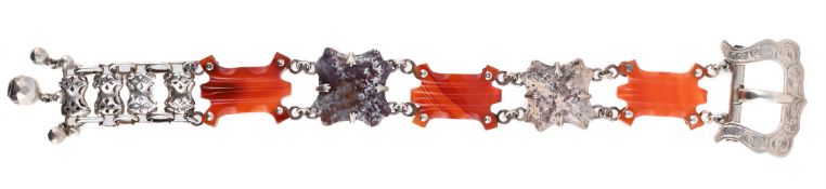 SCOTTISH INTEREST: GEORGE UNITE, AN VICTORIAN AGATE AND HARDSTONE BRACELET