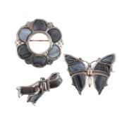 A VICTORIAN SCOTTISH MONTROSE AGATE BUTTERFLY AND TWO MONTROSE AGATE BROOCHES