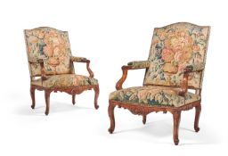 A PAIR OF RÉGENCE WALNUT AND BEECH FAUTEUILS, EARLY 18TH CENTURY