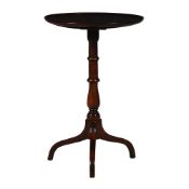 A REGENCY MAHOGANY OCCASIONAL TABLE, CIRCA 1820