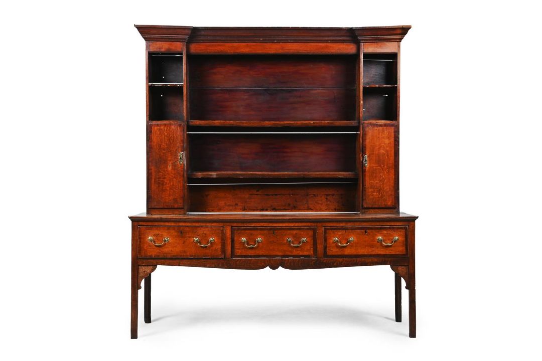 A GEORGE III OAK DRESSER, LATE 18TH OR EARLY 19TH CENTURY - Image 1 of 2
