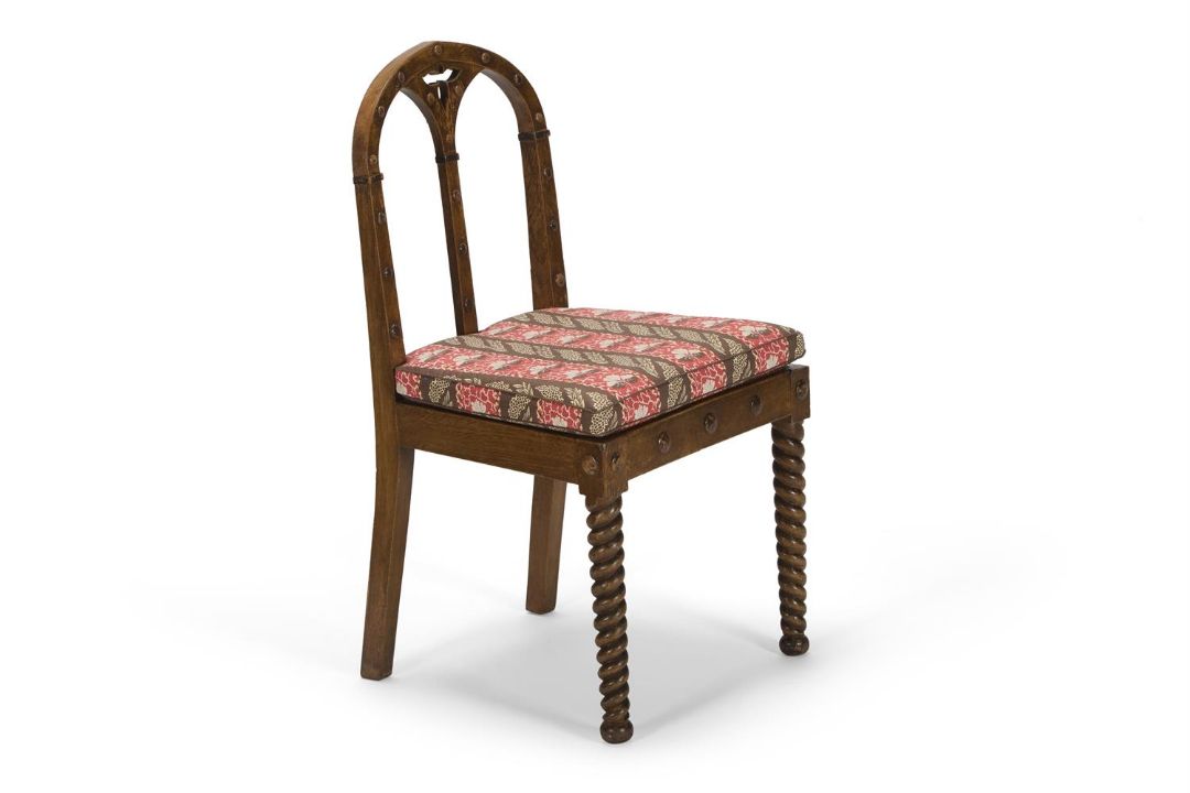 A PAIR OF GRAINED OAK GOTHIC SIDE CHAIRS, ENGLISH, MID 19TH CENTURY - Image 2 of 2