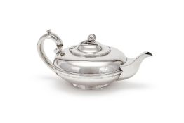 Y A GEORGE IV SILVER CIRCULAR TEA POT