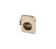 AN EDWARDIAN 9 CARAT GOLD AND ENAMELLED VESTA CASE
