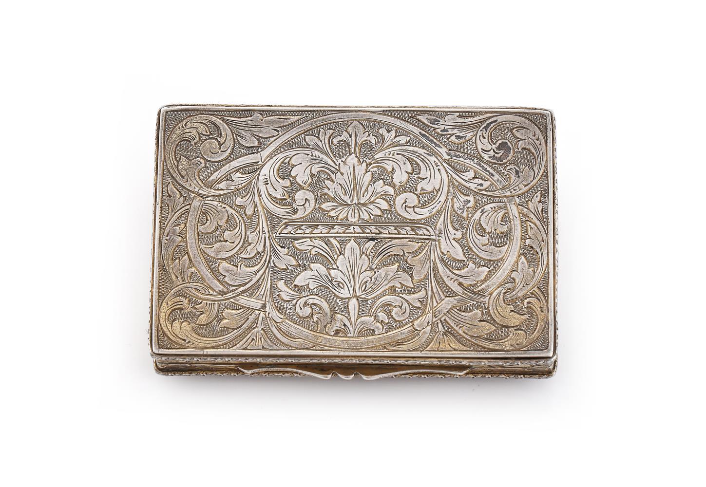 A SILVER GILT AND GEMSET RECTANGULAR COMPACT - Image 4 of 4