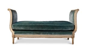A LOUIS XVI STYLE PALE GREEN PAINTED AND BLUE VELVET UPHOLSTERED RECAMIER, 19TH CENTURY