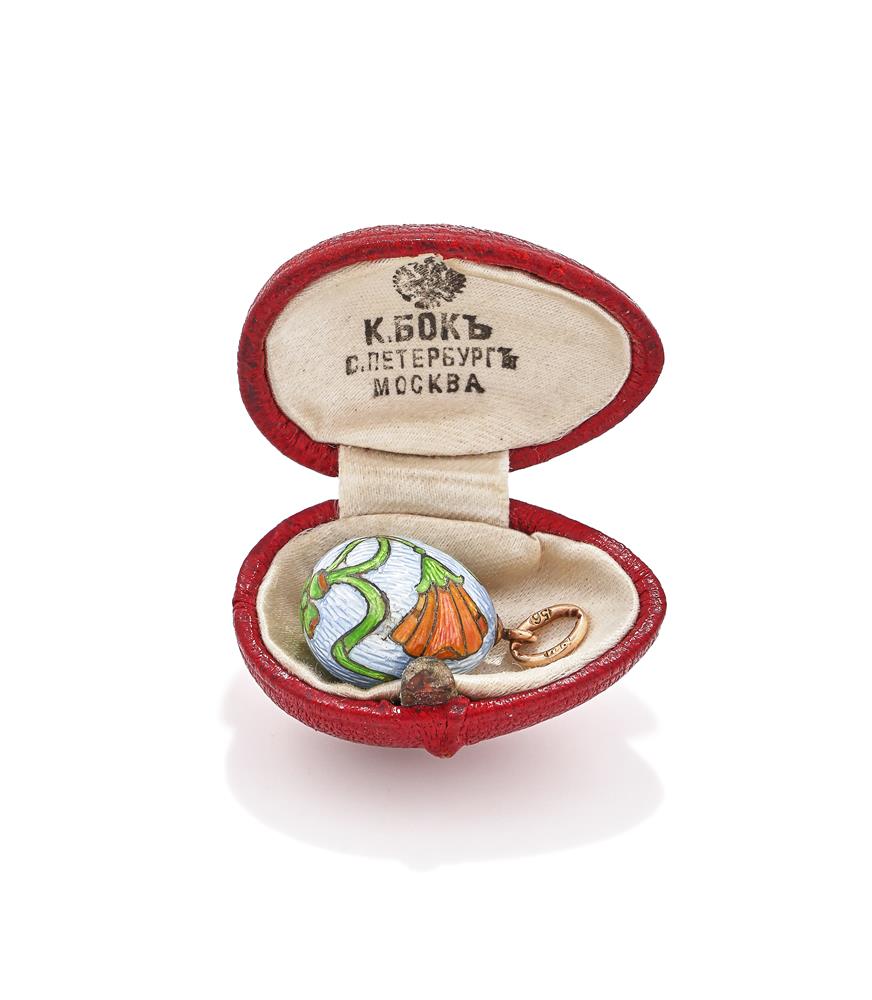 IVAN BRITZIN, AN ENAMEL EGG PENDANT - Image 2 of 2