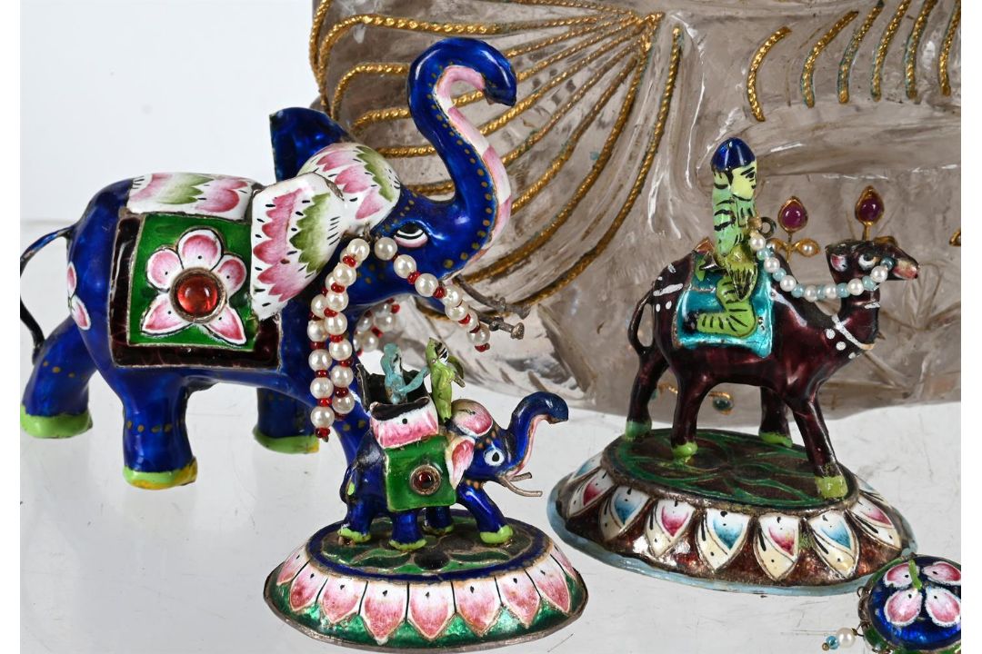 A GROUP OF FIVE INDIAN ENAMEL OBJECTS, 20TH CENTURY - Image 2 of 3