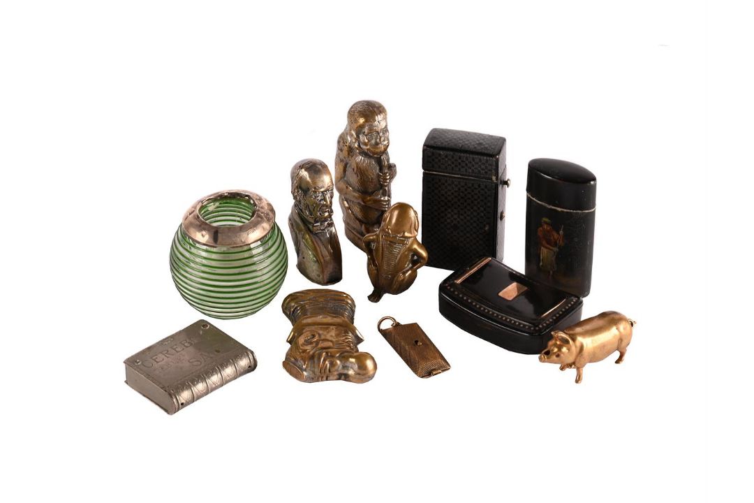Y A SMALL QUANTITY OF METALWARE