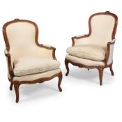 A PAIR OF FRENCH CARVED BEECH FAUTEUILS, LOUIS XV STYLE, LATE 19TH OR EARLY 20TH CENTURY