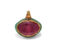 AN ANTIQUE INDIAN RUBY AND CARVED EMERALD PENDANT