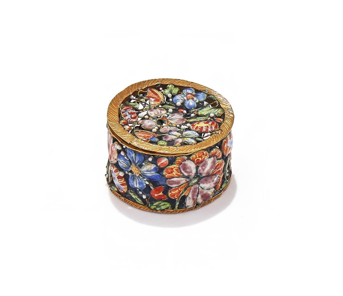 A 17TH CENTURY ENAMEL COUNTER BOX