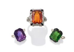 AN EARLY 20TH CENTURY GEM SET DRESS RING