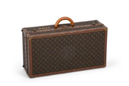 LOUIS VUITTON, MONOGRAM, A VINTAGE CANVAS HARD SHOE CASE