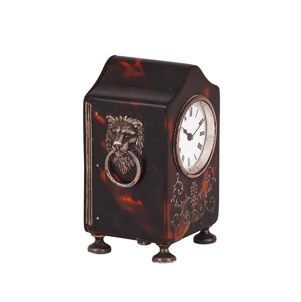 Y AN EDWARDIAN SILVER MOUNTED AND INLAID TORTOISESHELL DESK/CARRIAGE TIMEPIECE - Image 2 of 4