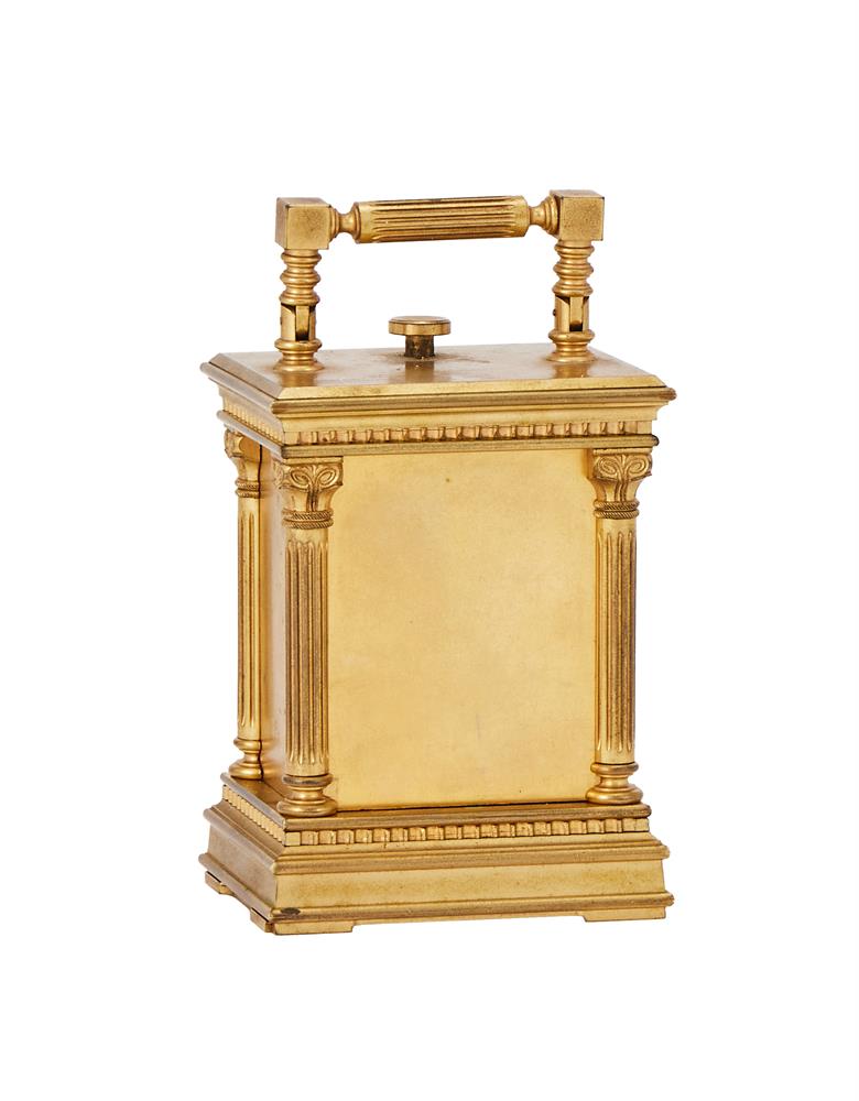 A SWISS GILT BRASS MINIATURE MINUTE-REPEATING CARRIAGE TIMEPIECE - Image 2 of 4