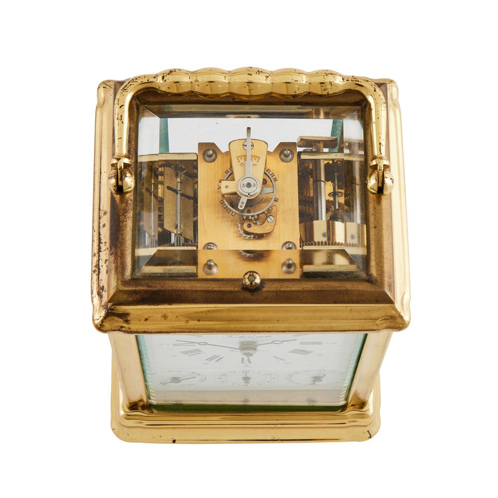 A FRENCH/SWISS LAQUERED BRASS GORGE CASED CALENDAR CARRIAGE CLOCK WITH PUSH-BUTTON REPEAT AND ALARM - Image 2 of 3