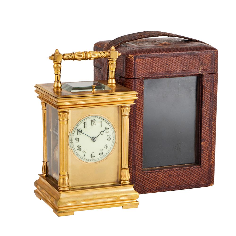A FRENCH GILT BRASS CARRIAGE CLOCK WITH PUSH-BUTTON REPEAT - Image 4 of 4