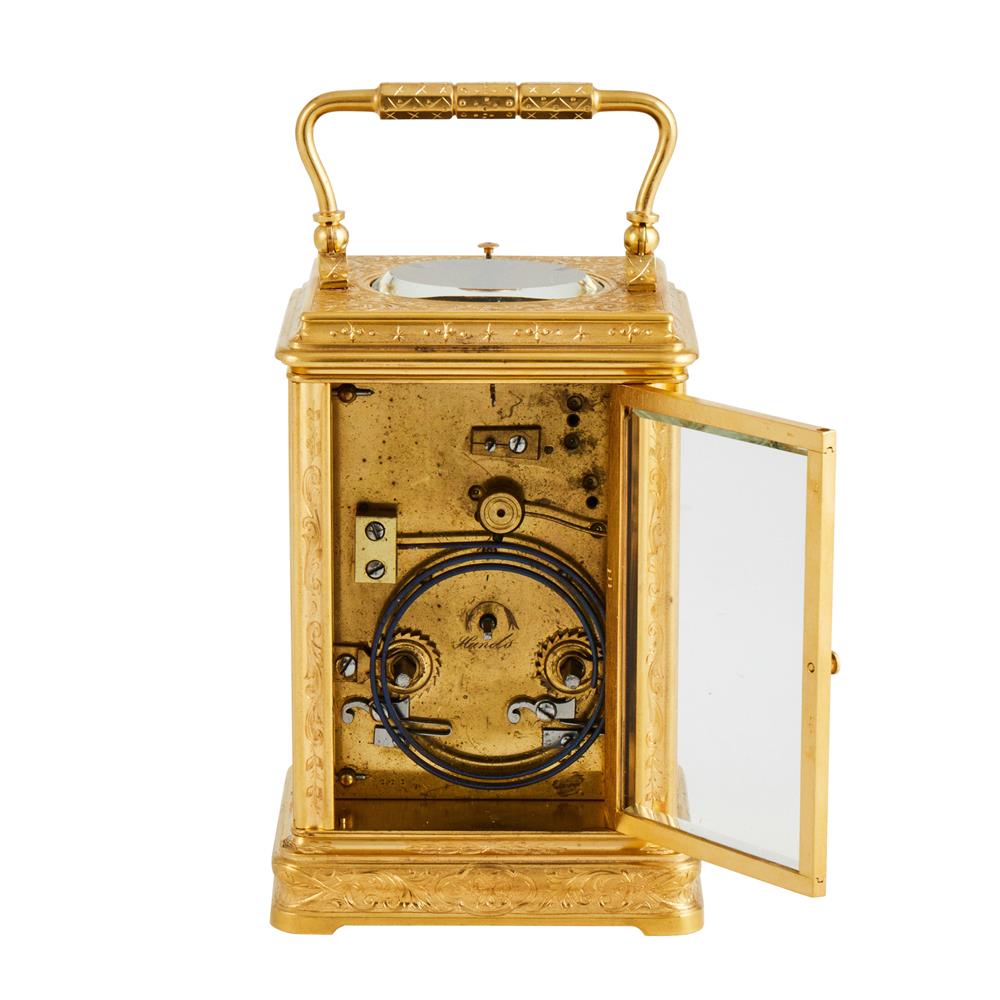 A FINE ENGRAVED GILT BRASS CANNELEE CASED REPEATING CARRIAGE CLOCK WITH CLOISONNE ENAMEL PANELS - Image 5 of 5