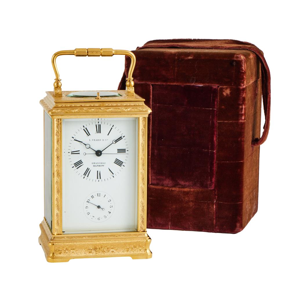 A FRENCH ENGRAVED GILT CENTRE-SECONDS REPEATING ALARM CARRIAGE CLOCK MADE FOR THE CHINESE MARKET - Image 4 of 4