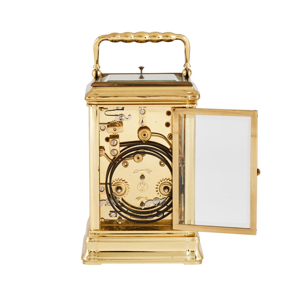 A FRENCH/SWISS LAQUERED BRASS GORGE CASED CALENDAR CARRIAGE CLOCK WITH PUSH-BUTTON REPEAT AND ALARM - Image 3 of 3