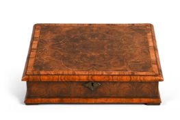 A WILLIAM & MARY OLIVEWOOD OYSTER VENEERED BOX, CIRCA 1690
