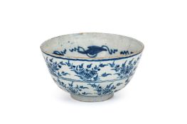 AN ENGLISH DELFT BLUE AND WHITE PUNCH BOWL, CIRCA 1720