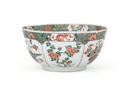 A CHINESE FAMILLE VERTE PUNCH BOWL, KANGXI, CIRCA 1690