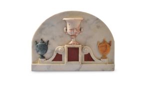 A SPECIMEN MARBLE TABLET, IN THE GRAND TOUR MANNER, 20TH CENTURY