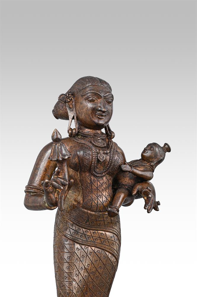 TWO INDIAN BRONZE DEITIES, 20TH CENTURY - Image 2 of 4