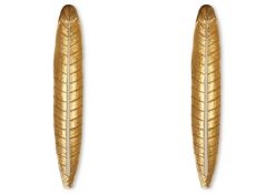 BAROVIER AND TOSO (ITALIAN), ATTRIBUTED, A PAIR OF MURANO GLASS 'PALM LEAF' WALL LIGHTS;