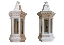 A PAIR OF WHITE PAINTED OCTAGONAL LANTERNS, MODERN