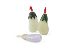 Y A Chinese lavender jadeite aubergine-shaped snuff bottle