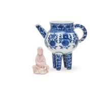 A Chinese blue and white ewer
