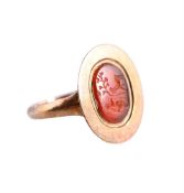 AN ANTIQUE PASTE INTAGLIO RING