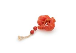 A Chinese Carnelian agate carving of water chestnut