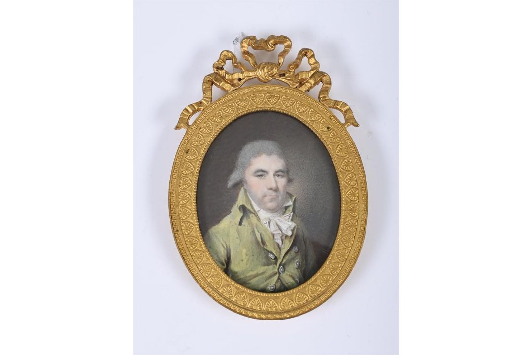 Y ATTRIBUTED TO CLAUDE BORNET (1733-1804) A PORTRAIT MINATURE OF A GENTLEMAN - Image 1 of 2