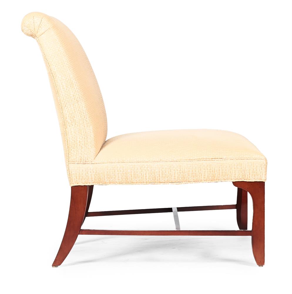 A PAIR OF OVERSIZED SLIPPER CHAIRS, BY BAKER FURNITURE, OF RECENT MANUFACTURE - Image 3 of 3