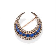 A VICTORIAN SAPPHIRE AND DIAMOND CRESCENT BROOCH