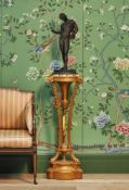 A PAIR OF CARVED GILTWOOD AND MARBLE TOPPED TORCHERES, LATE 19TH OR EARLY 20TH CENTURY