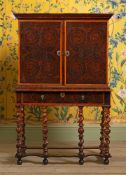 A FINE WILLIAM & MARY OLIVEWOOD OYSTER VENEERED CABINET ON STAND, CIRCA 1690