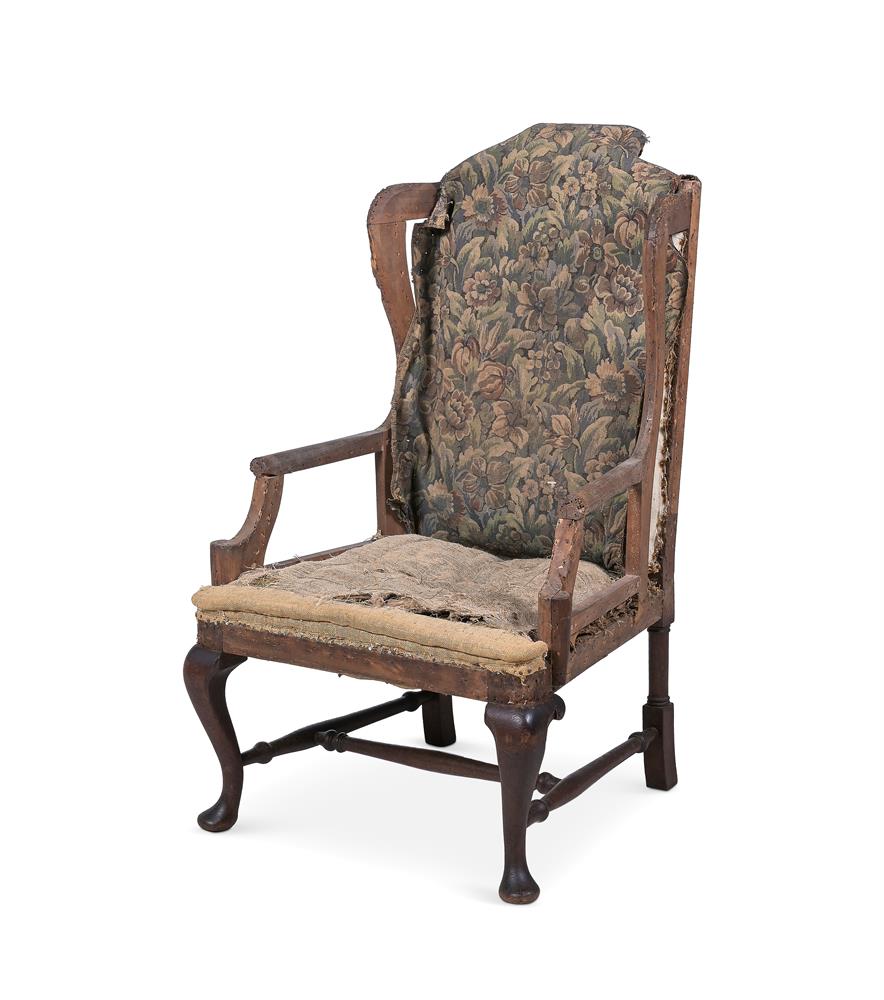 A GEORGE I WALNUT WING ARMCHAIR, CIRCA 1730 - Image 4 of 6