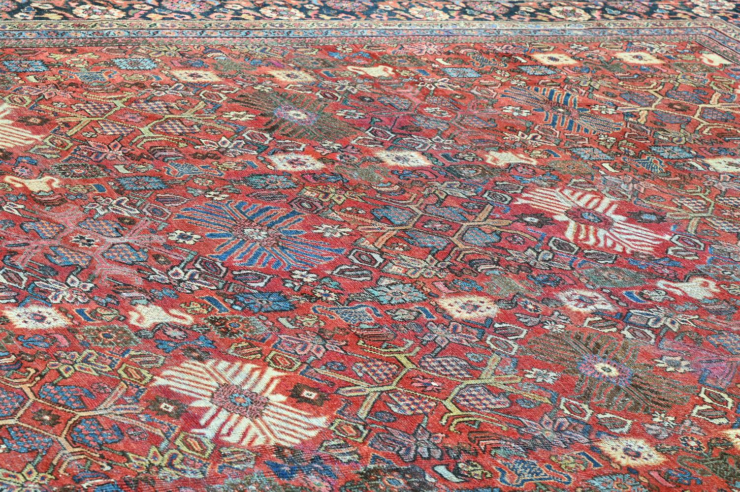 A ZIEGLER MAHAL CARPET - Image 4 of 4