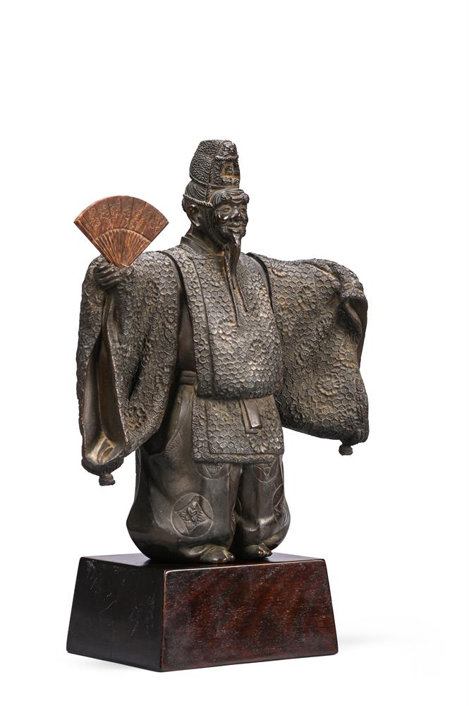 A JAPANESE BRONZE KABUKI FIGURE, 20TH CENTURY