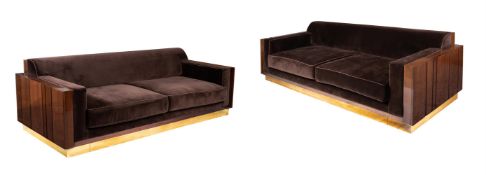 A PAIR OF BROWN UPHOLSTERED HUDSON STYLE SOFAS, DESIGNED BY PETER MIKIC, MODERN